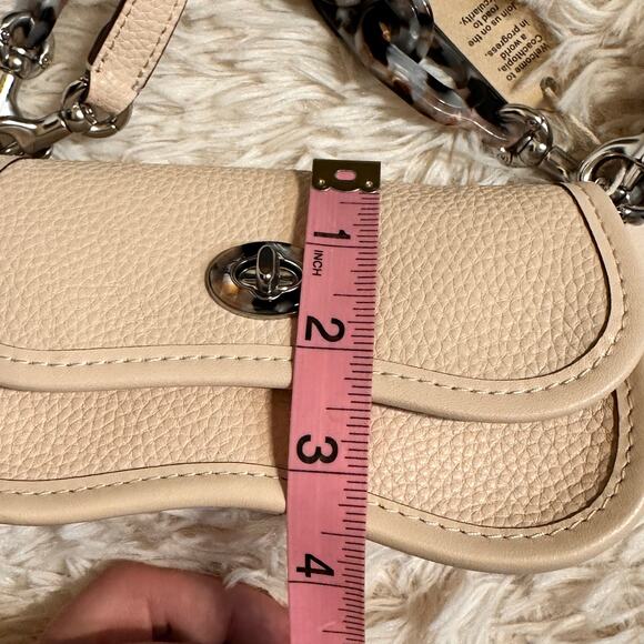 COACH COACHTOPIA Dinky Cloud Bag Mini Micro Wavy Leather Cream Chain Link Strap - Picture 14 of 15